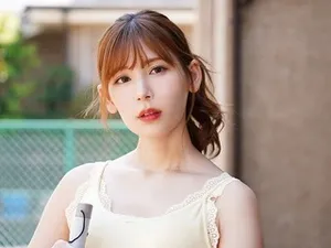 Dẫn trai về “chơi”, chị làm em nứng